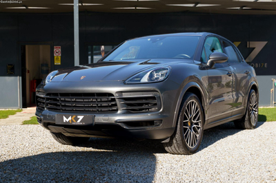 Porsche Cayenne Platinum Edition