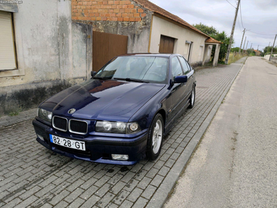 BMW 318 TDS