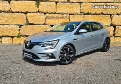 Renault Mégane 1.5 Blue dCi Intens EDC