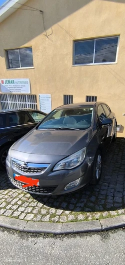 Opel Astra 1.7 CDTI DPF Cosmo