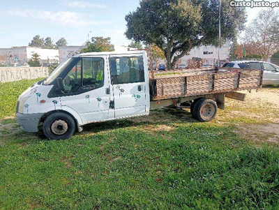 Ford Transit caixa aberta