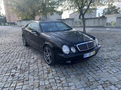 Mercedes-Benz CLK 200 Avantgarde Kompressor