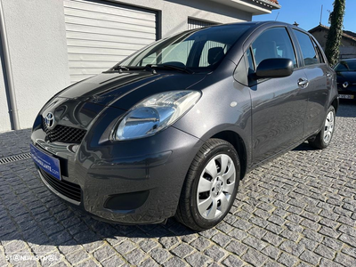 Toyota Yaris 1.0 VVT-i AC