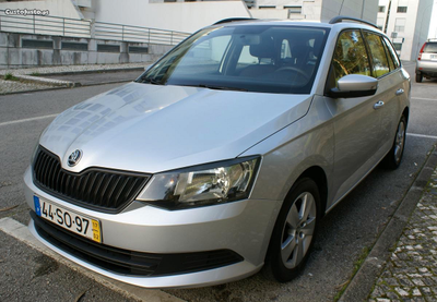 Skoda Fabia Break 1.0 Active Plus Nacional