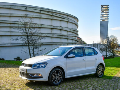 Volkswagen Polo 1.2 TSi Confortline Nav DSG