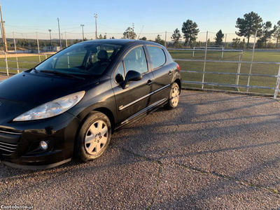 Peugeot 207 1.6 HDI