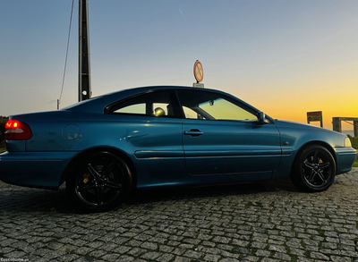 Volvo C70 T5