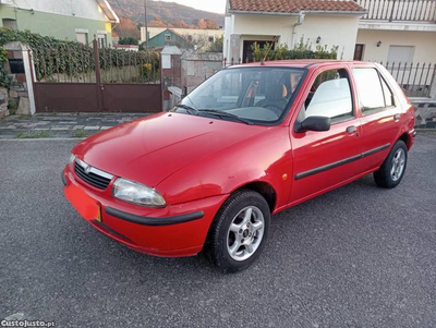 Mazda 121 121