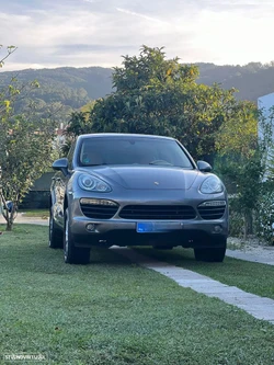 Porsche Cayenne S Hybrid