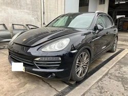 Porsche Cayenne S Hybrid