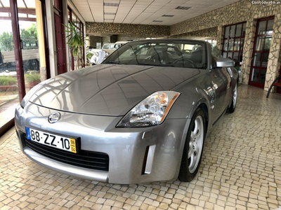 Nissan 350 Z Capota Negra