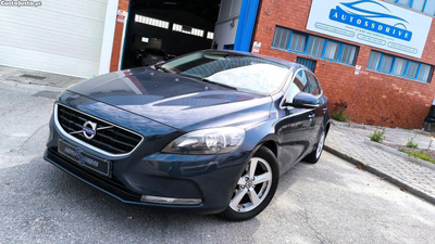 Volvo V40 1.6 d2 eco momentum