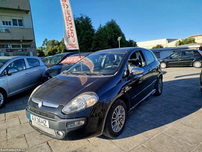 Fiat Grande Punto Evo   Diesel 5 Lug