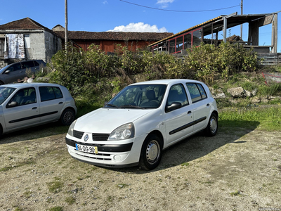 Renault Clio 1.5 DCI