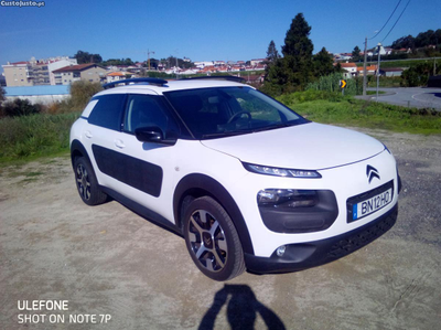 Citroën C4 Cactus 1.2 vvti Puretech GPS