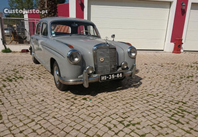 Mercedes-Benz 220 s