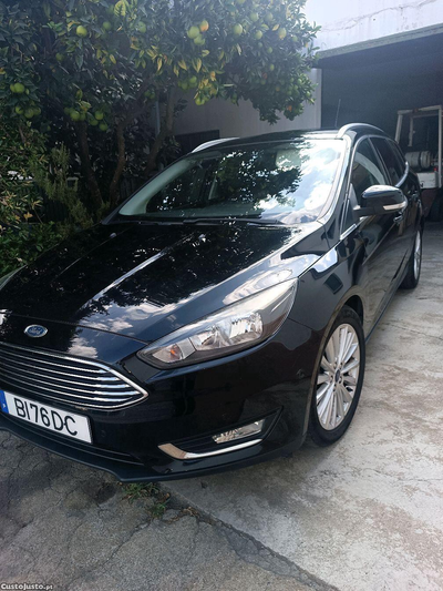 Ford Focus sw carrinha Titanium