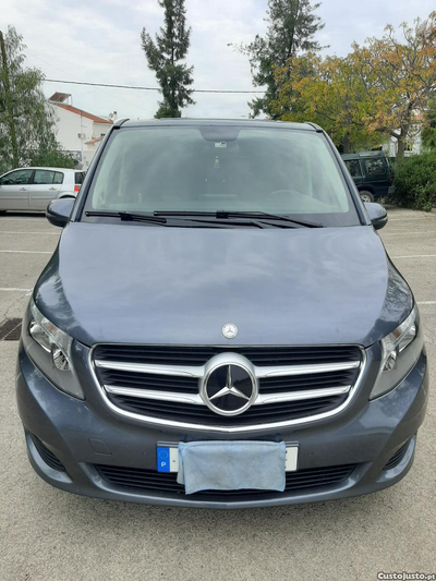 Mercedes-Benz V 220 Compact