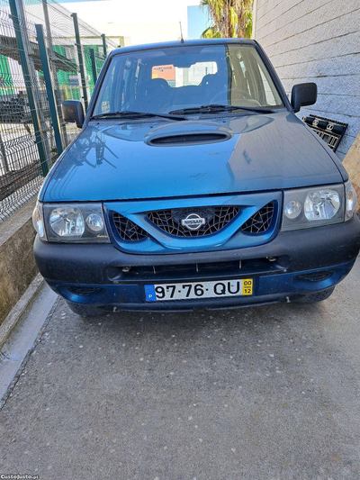 Nissan Terrano 2.7 d