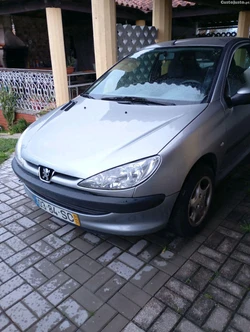 Peugeot 206 2 HFX