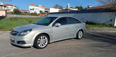 Opel Vectra GTS-150CV