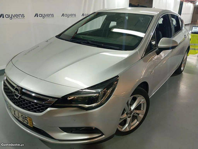 Opel Astra 1.0 Innovation S/S