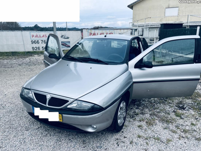 Lancia Y 1.2 gasolina nacional 122000 kms