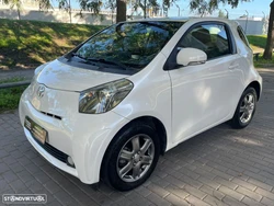 Toyota iQ 1.0 VVT-i Essential+AC