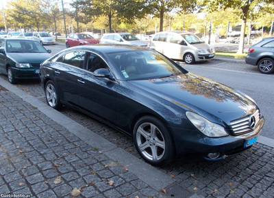 Mercedes-Benz CLS 320 Diesel - 840.000 Kms