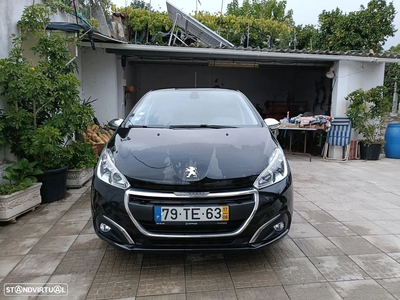 Peugeot 208 1.2 PureTech Style