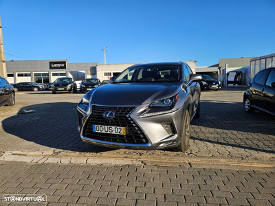 Lexus NX 300h