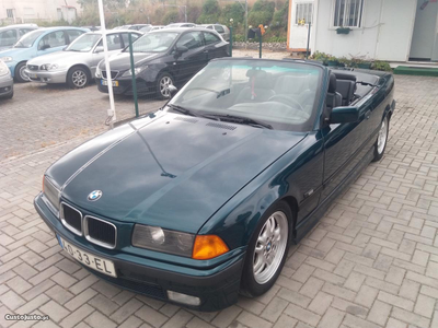 BMW 318 i CABRIOLET