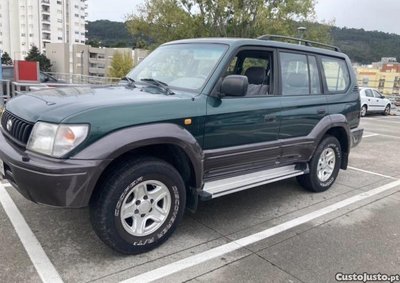 Toyota Land Cruiser Ano