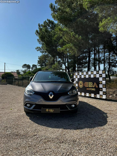 Renault Grand Scénic Blue dCi Limited