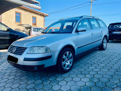 VW Passat 1.9 TDi Highline