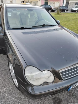 Mercedes-Benz A 220 Coupé