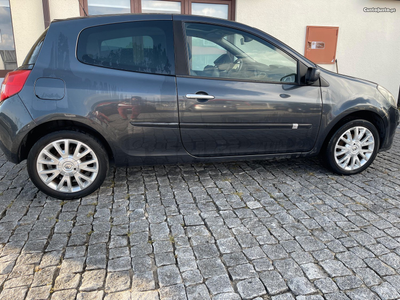 Renault Clio Renault Clio 1.5 dCi AUTOMATICO Luxe QS