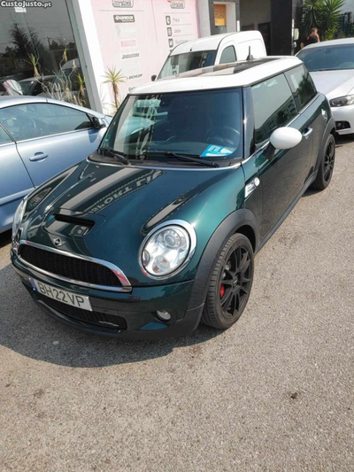 MINI John Cooper Works R56