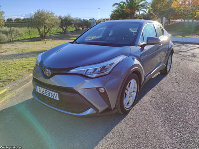 Toyota C-HR 1.8 Hybrid Comfort 122cv 1 Dono