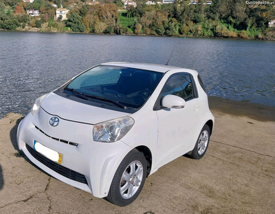 Toyota iQ Nacional. Em bom estado