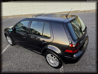 VW Golf 1.9 TDi Highline 110cv