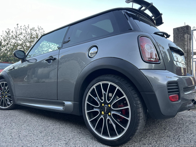 MINI John Cooper Works R56 JCW