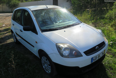 Ford Fiesta (Fiesta) 1.25 5 Portas