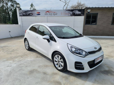 Kia Rio 1.1 CRDi, 75 CV