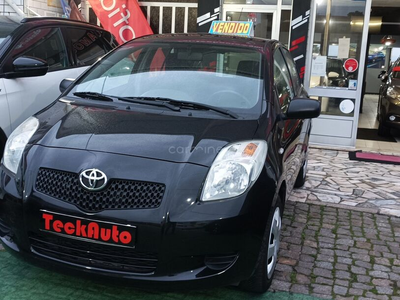 Toyota Yaris 1.0 VVT-i AC Manual