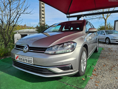 VW Golf Variant 1.0 TSI Confortline