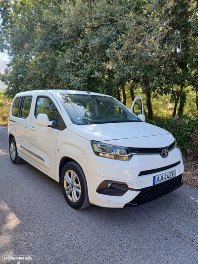 Toyota Proace City Verso 1.2G L1 Exclusive