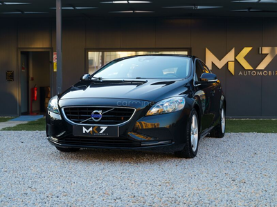 Volvo V40 1.6 D2 Momentum Eco