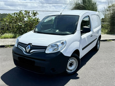 Renault Kangoo Diesel 3 lugares imaculada poucos kms