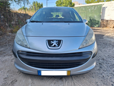 Peugeot 207 1.4 Open 5 Portas 95 cv Impecável com 135 mil kms